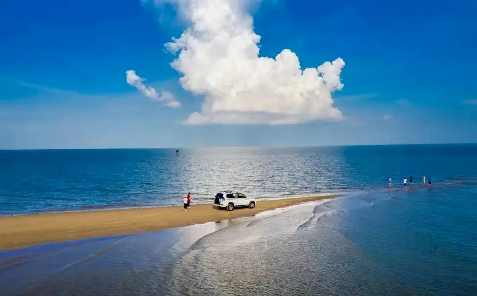 调德海滩