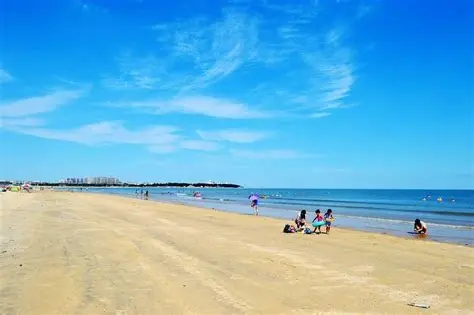 凤城万米海滩