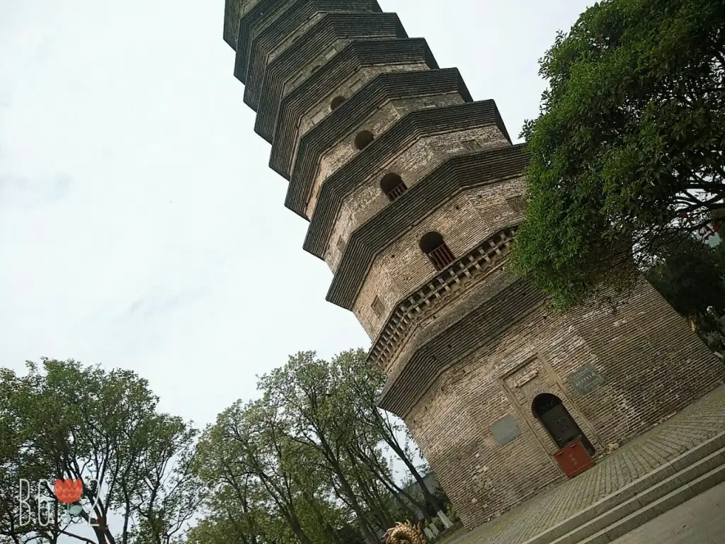 大阿育王塔