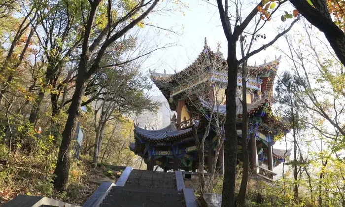 嵩山太室山