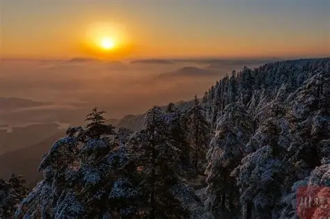 瓦屋山