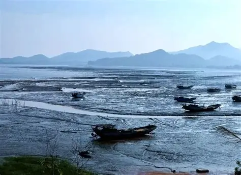 晓澳海滩