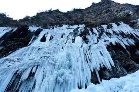 虎牙大峡谷