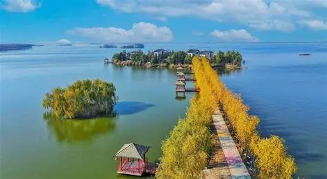 浮龙湖旅游度假区