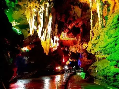婆婆岩