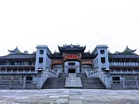 龙天小镇