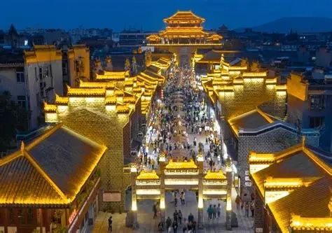 北街