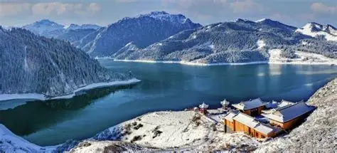 荆山天池旅游区