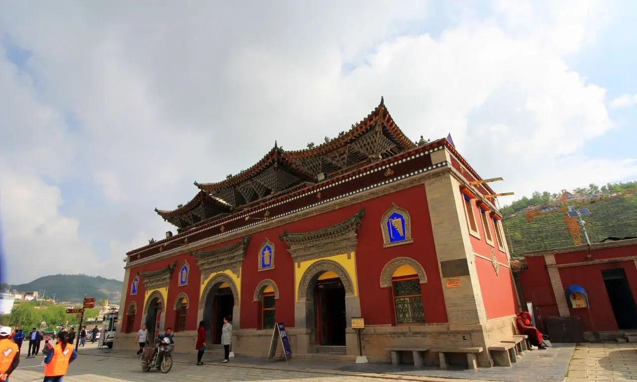 塔尔寺