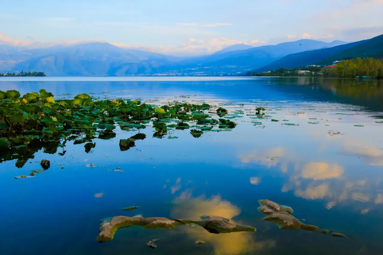 邛海泸山国家级风景名胜区