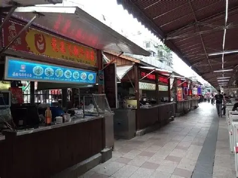 贵阳二七路小吃街