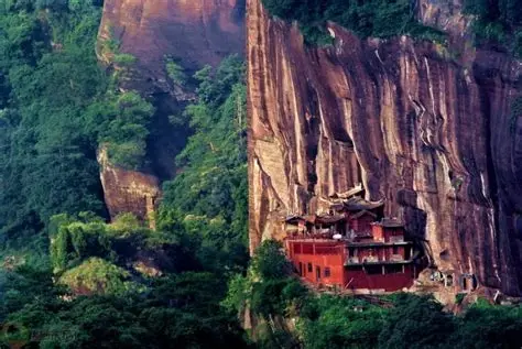 香火岩风景区