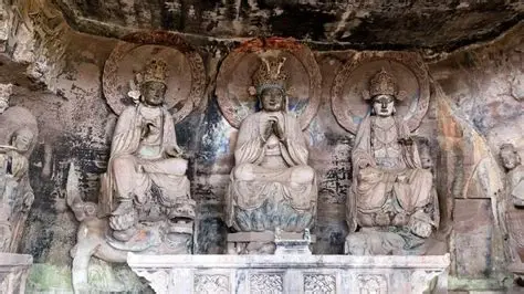孔雀洞