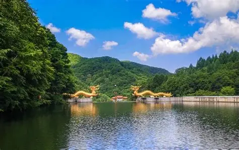 白鸡峰国家森林公园