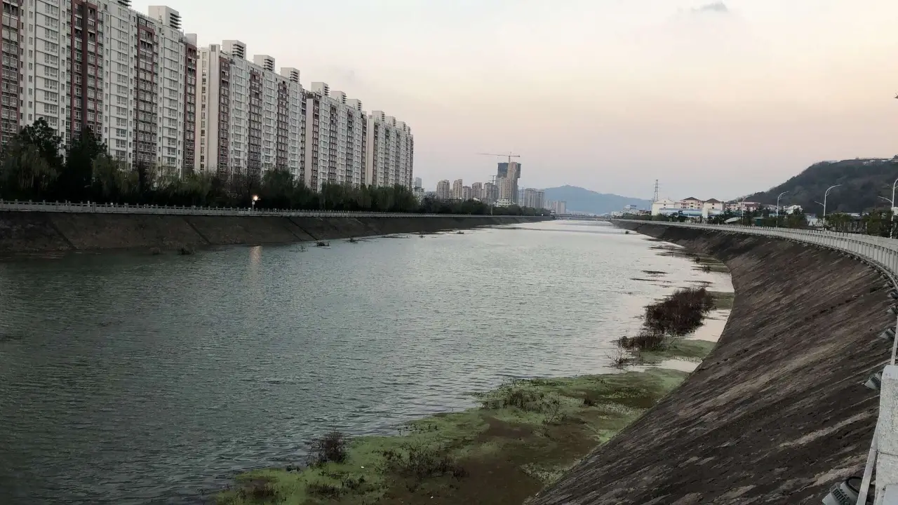 资江风光带