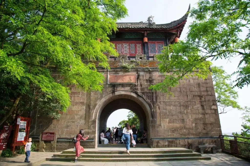 离堆公园