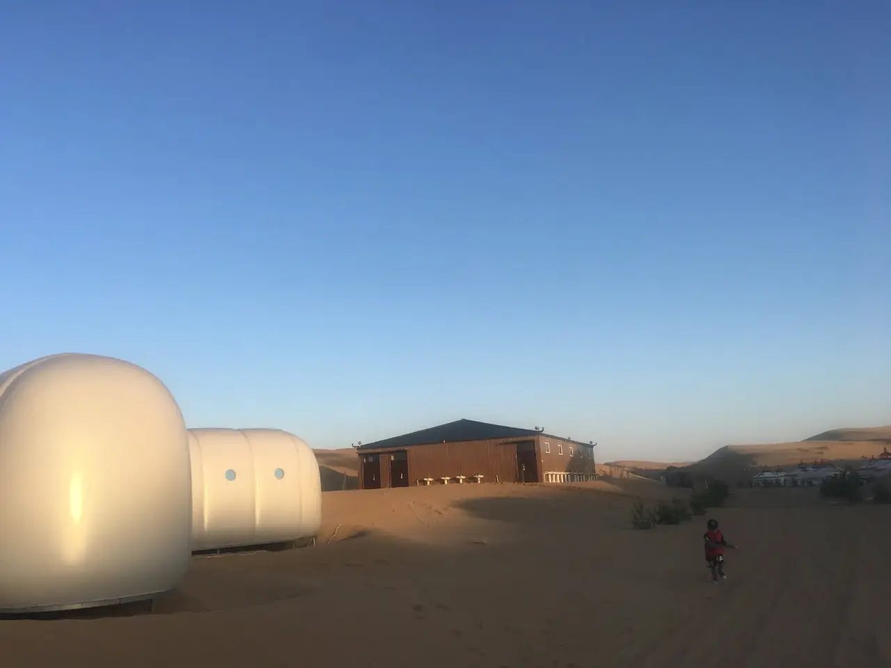 鄂尔多斯市恩格贝生态旅游区