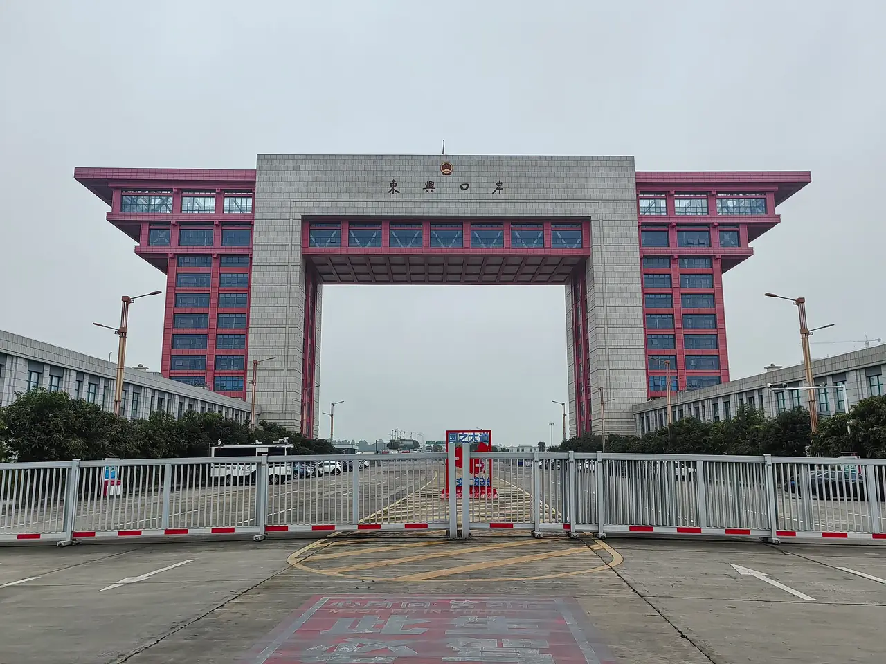 东兴口岸