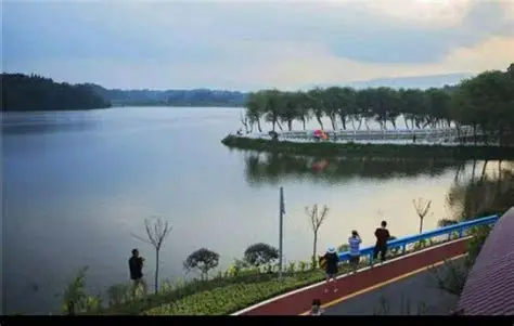 清漪湖旅游风景区