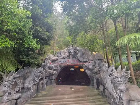 龙门溶洞