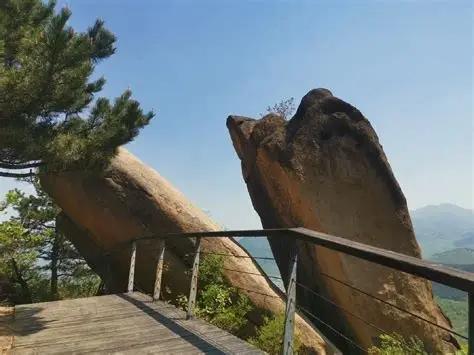 对桩石风景区