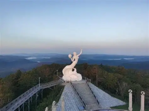 黑龙江·神顶峰景区