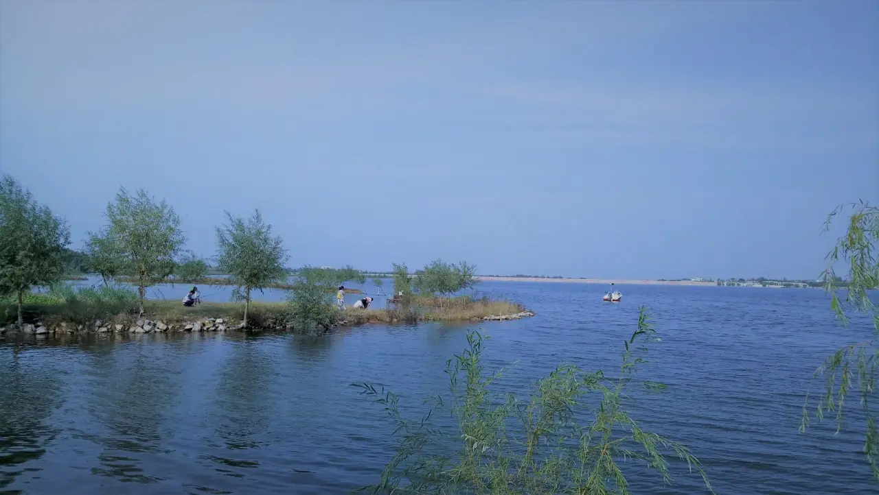 鹤壁市山城区鹤鸣湖景区