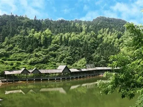 三角山