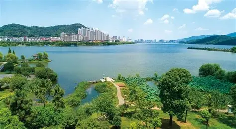 磁湖风景区